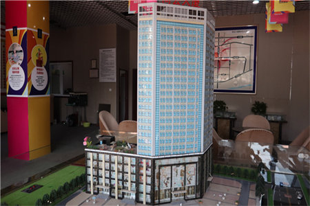 东平宝地广场两室两厅精装房未入住过全屋全新家具赠送